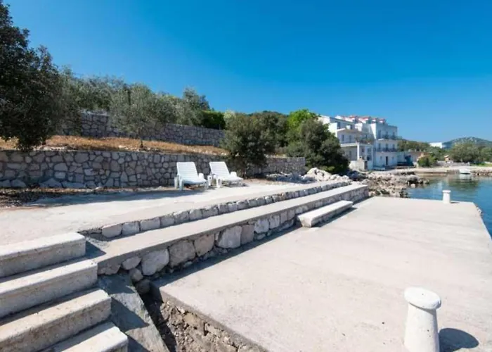 Daire Spacious And Cozy Seafront *