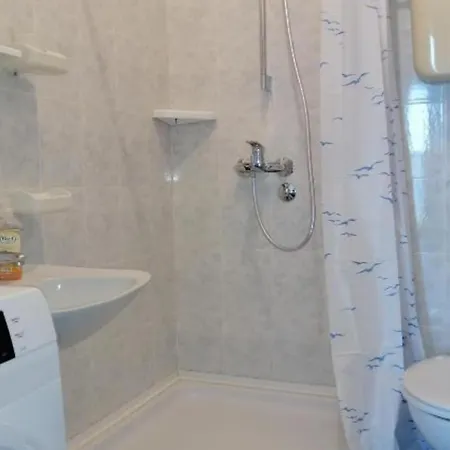 Spacious And Cozy Seafront *