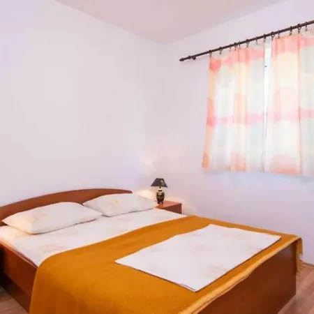 Spacious And Cozy Seafront 公寓 *