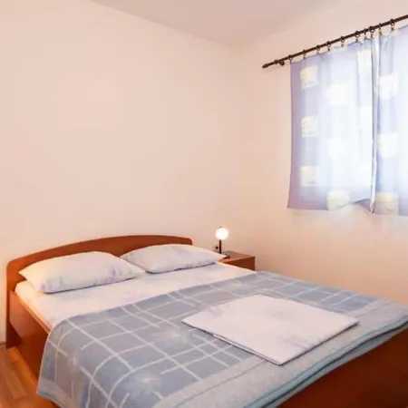 Spacious And Cozy Seafront 公寓 *
