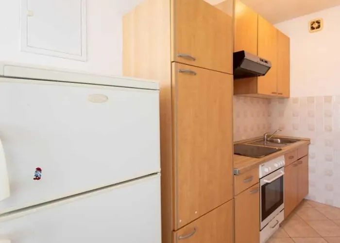 Daire Spacious And Cozy Seafront *